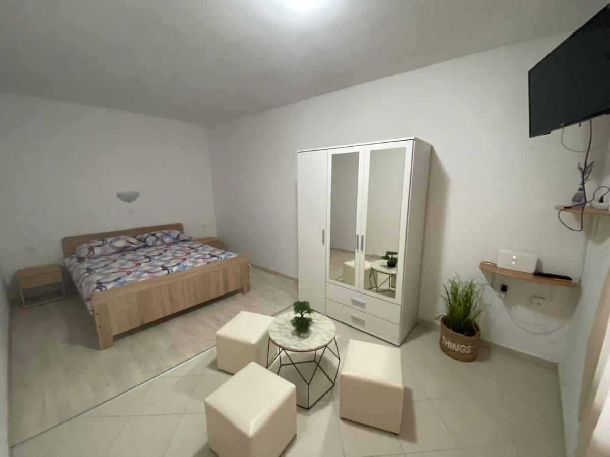Apartman Nina Posedarje Luaran gambar